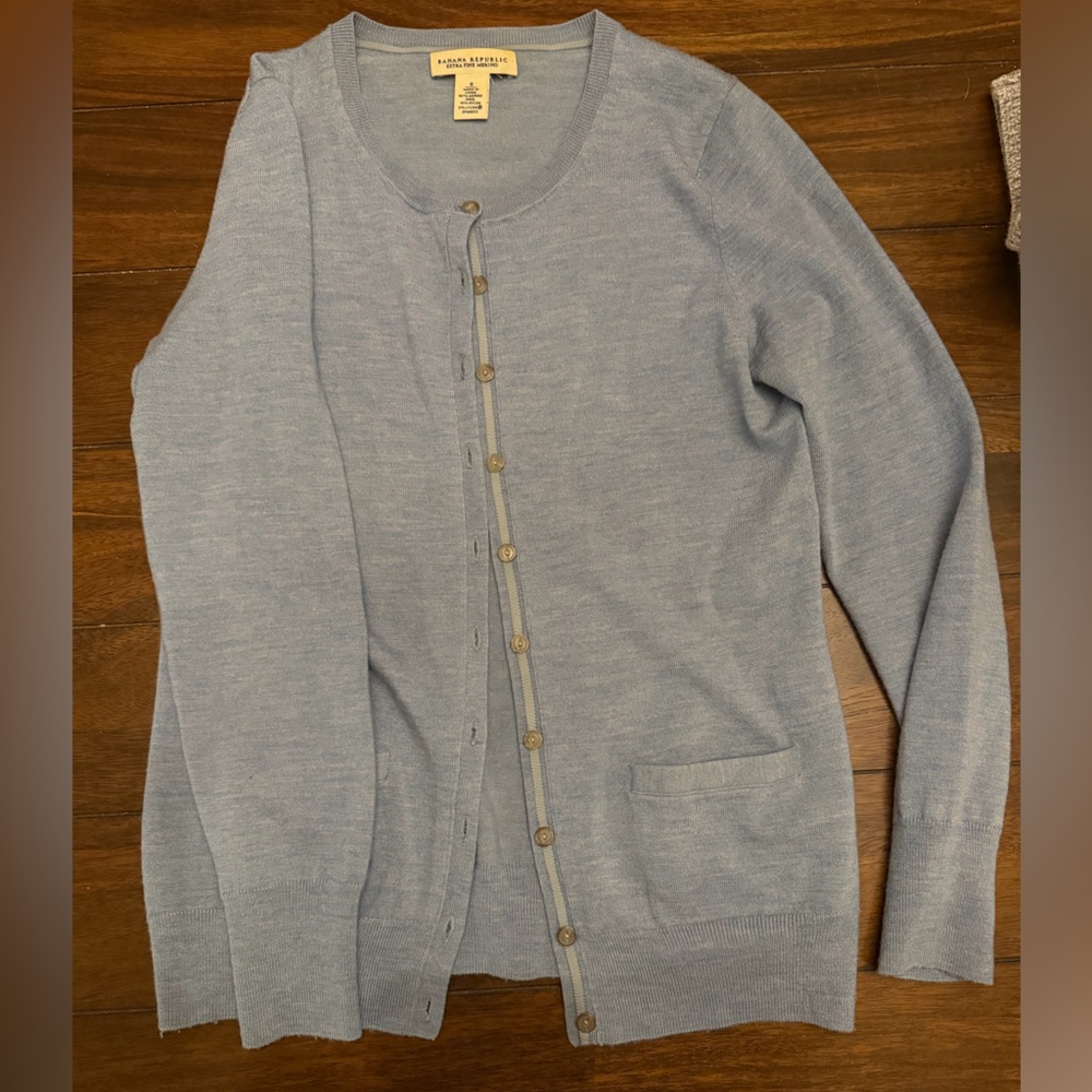 Banana Republic Robin's Egg Blue Superfine Merino Wool Cardigan S
